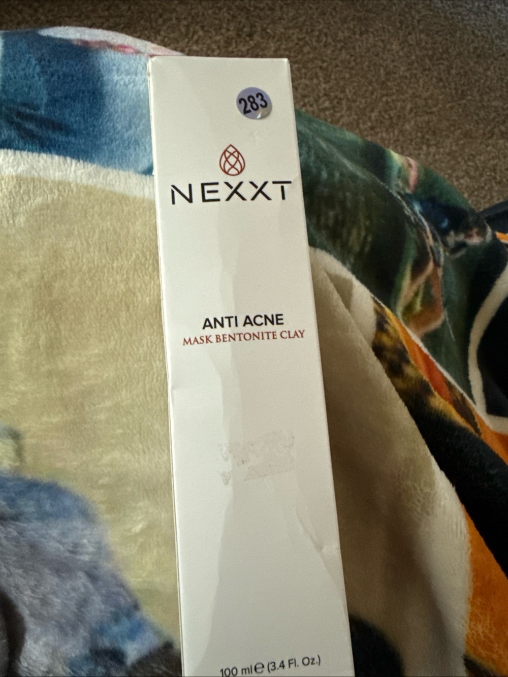 Anti Acne Bentonite Clay Mask - White